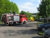 Links: Das TLF 16/25 der Feuerwehr Otterberg; Rechts: Rettungshubschrauber Christoph 5 aus Ludwigshafen