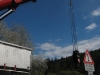 12. April 2011 – Pferderettung, Otterberg Neumühle; Kran wird in Stellung gebracht.