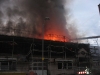 27. Mai 2011 – Großbrand, Enkenbach-Alsenborn Rosenhofstraße: Situation kurz nach Eintreffen der ersten Fahrzeuge aus Otterberg.