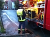 19. Mai 2012 - Beseitigung Unwetter-Folgen, Bereich Niederkirchen; Feuerwehrmann am Stromaggregat, Wörsbach Olsbrücker Straße