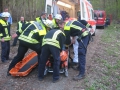 Alarmübung Frankelbach; Umlagerung auf Trage des RTW