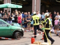 Vorführung "Personenrettung aus einem Unfallfahrzeug"