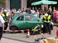 Vorführung "Personenrettung aus einem Unfallfahrzeug"