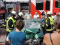 Vorführung "Personenrettung aus einem Unfallfahrzeug"
