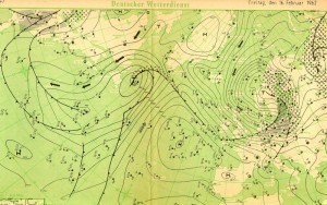 Wetterkarte vom 16.02.1962, sie zeigt ein Orkantief über Südskandinavien, Orkanwinde über der Nordsee und ein breites Niederschlagsband über Nordwestdeutschland. Quelle: DWD Wetterkarte vom 16.02.1962, sie zeigt ein Orkantief über Südskandinavien, Orkanwinde über der Nordsee und ein breites Niederschlagsband über Nordwestdeutschland. Quelle: DWD