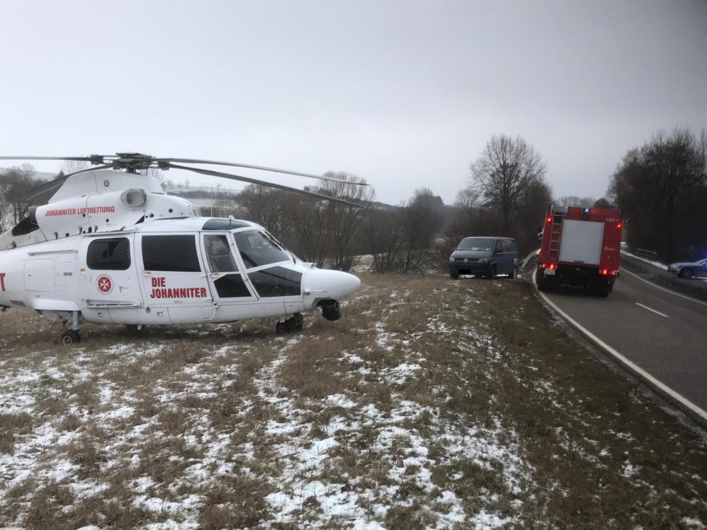 Der Hubschrauber Air Rescue Pfalz landete an der Einsatzstelle.