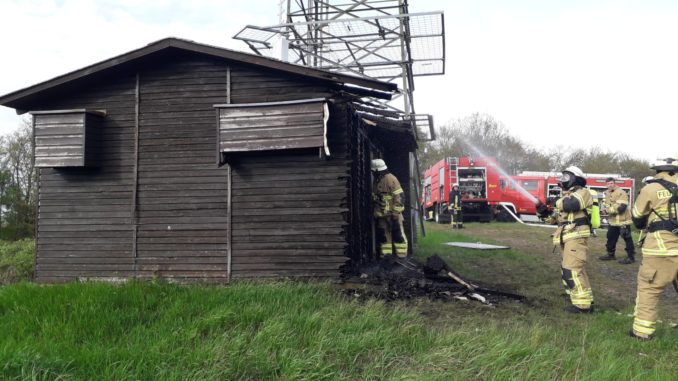 Gebäudebrand in Niederkirchen.