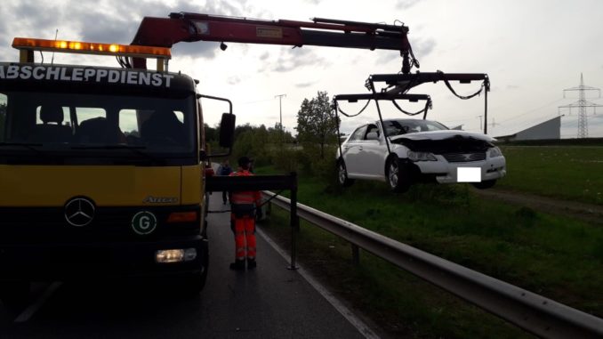7. Mai 2019 - Verkehrsunfall, B270 Otterbach - Kaiserslautern-Erfenbach
