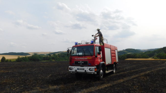18. Juli 2019 - Traktor- und Flächenbrand, Niederkirchen-Heimkirchen