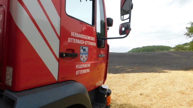 18. Juli 2019 - Traktor- und Flächenbrand, Niederkirchen-Heimkirchen