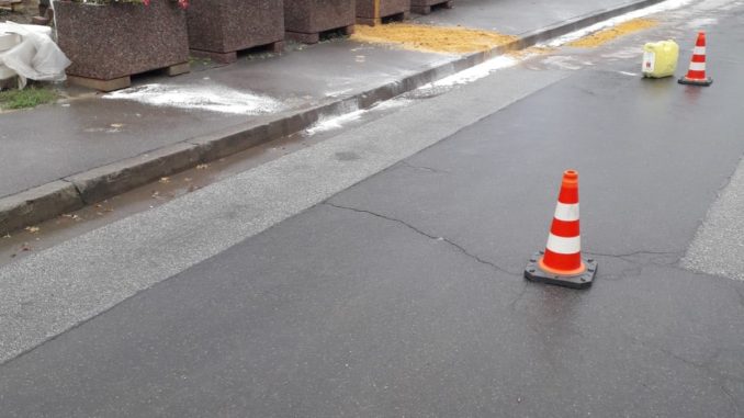 27. September 2019 - Öl auf Gewässer, Katzweiler Ziegelhütterstraße