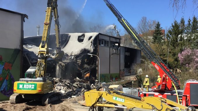 22. März 2020 – Großbrand, Otterberg Ringstraße; Bild vom 23. März 2020