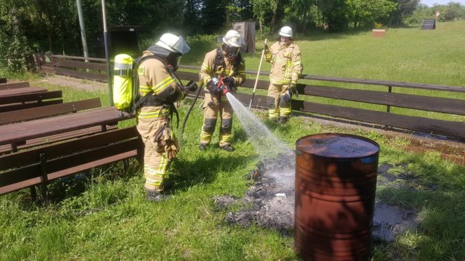 12. Mai 2020 - Unbeaufsichtigtes Feuer, Olsbrücken Hauptstraße
