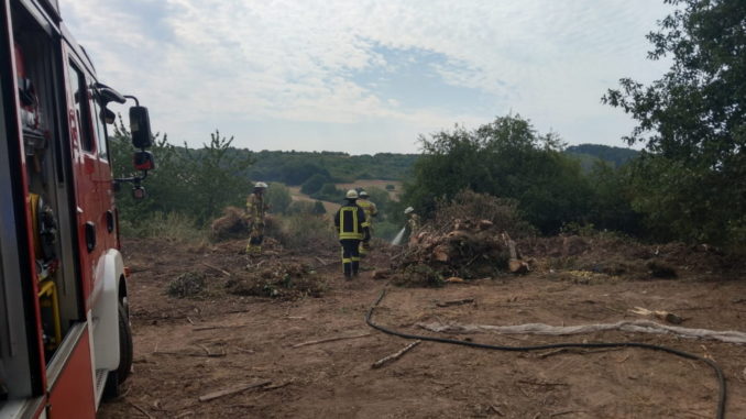 11. August 2020 - Brand Grünabfall, Olsbrücken Oberberg (Grünabfallsammelstelle)