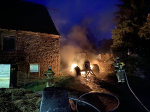 Am 25. Mai 2021 brannte ein Traktor auf dem Amoshof.