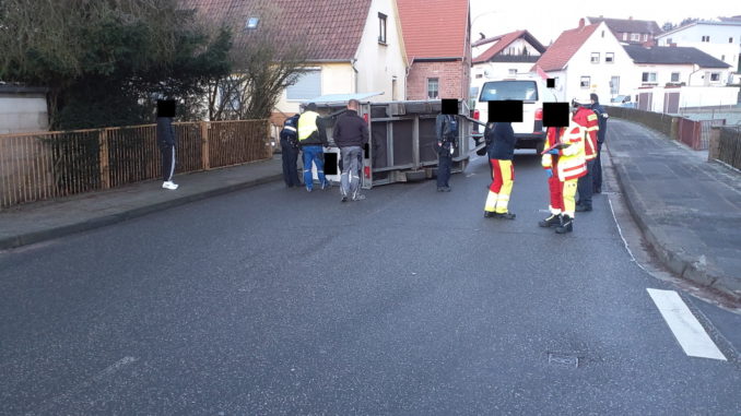 12. Januar 2022 - Verkehrsunfall, Otterbach Katzweilerstraße