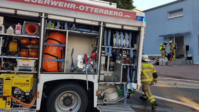 17. August 2023 - Rauchentwicklung aus Gebäude, Otterberg Schulstraße