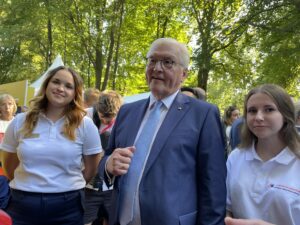 Bürgerfest des Bundespräsidenten, Bundespräsident am DFV-Stand, Foto: Silvia Oestreicher/DFV