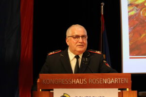 Hermann Schreck; 70. Delegiertenversammlung des Deutschen Feuerwehrverbandes in Coburg (Bayern). Foto: Matthias Oestreicher/DFV