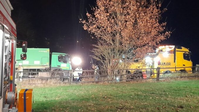 22. November 2023 - Lkw droht umzustürzen, Katzweiler