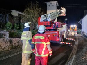 7. Dezember 2023 - Unterstützung Rettungsdienst, Olsbrücken Hohlstraße