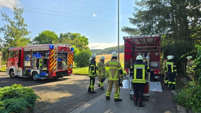 28. Juli 2024 - Person unter Pkw, Olsbrücken Hebelstraße