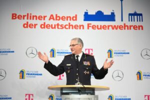 Berliner Abend der deutschen Feuerwehren 2024, DFV-Präsident Karl-Heinz Banse, Bild: Kathrin Neuhauser
