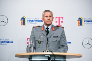 Berliner Abend der deutschen Feuerwehren 2024, Generalleutnant André Bodemann, Bild: Kathrin Neuhauser