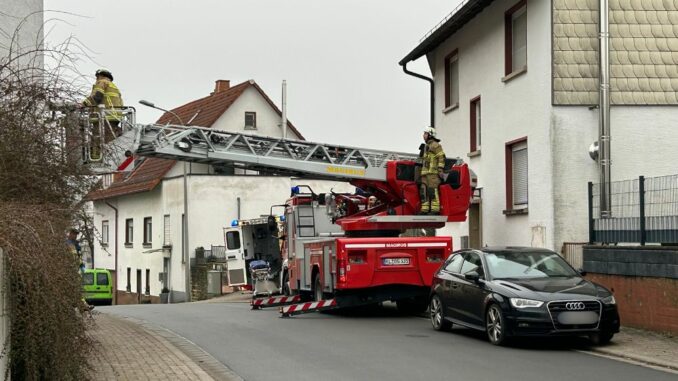 17. Januar 2025 – Unterstützung Rettungsdienst, Schallodenbach Mehlbacher Straße