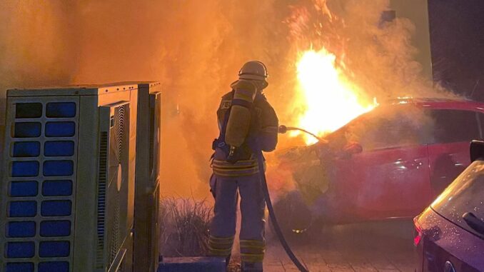 26. Mai 2025 – Pkw-Brand, Otterbach Konrad-Adenauer-Straße