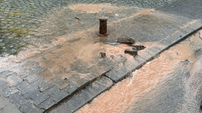 29. Januar 2026 – Wasserrohrbruch, Schneckenhausen Gartenstraße