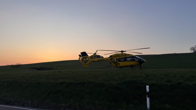 Die beiden Rettungshubschrauber an der Einsatzstelle. Bild: Jörg Tremmel / Feuerwehr