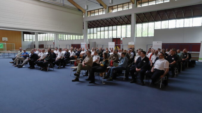 Teilnehmer der Veranstaltung. Bild: Harald Laier / Feuerwehr