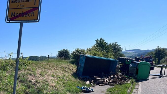 26. Mai 2026 – Auslaufende Betriebsstoffe nach Verkehrsunfall, Niederkirchen-Morbach (K31)