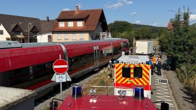 5. August 2026 – Verkehrsunfall Bahn / Pkw, Katzweiler Alte Brücke