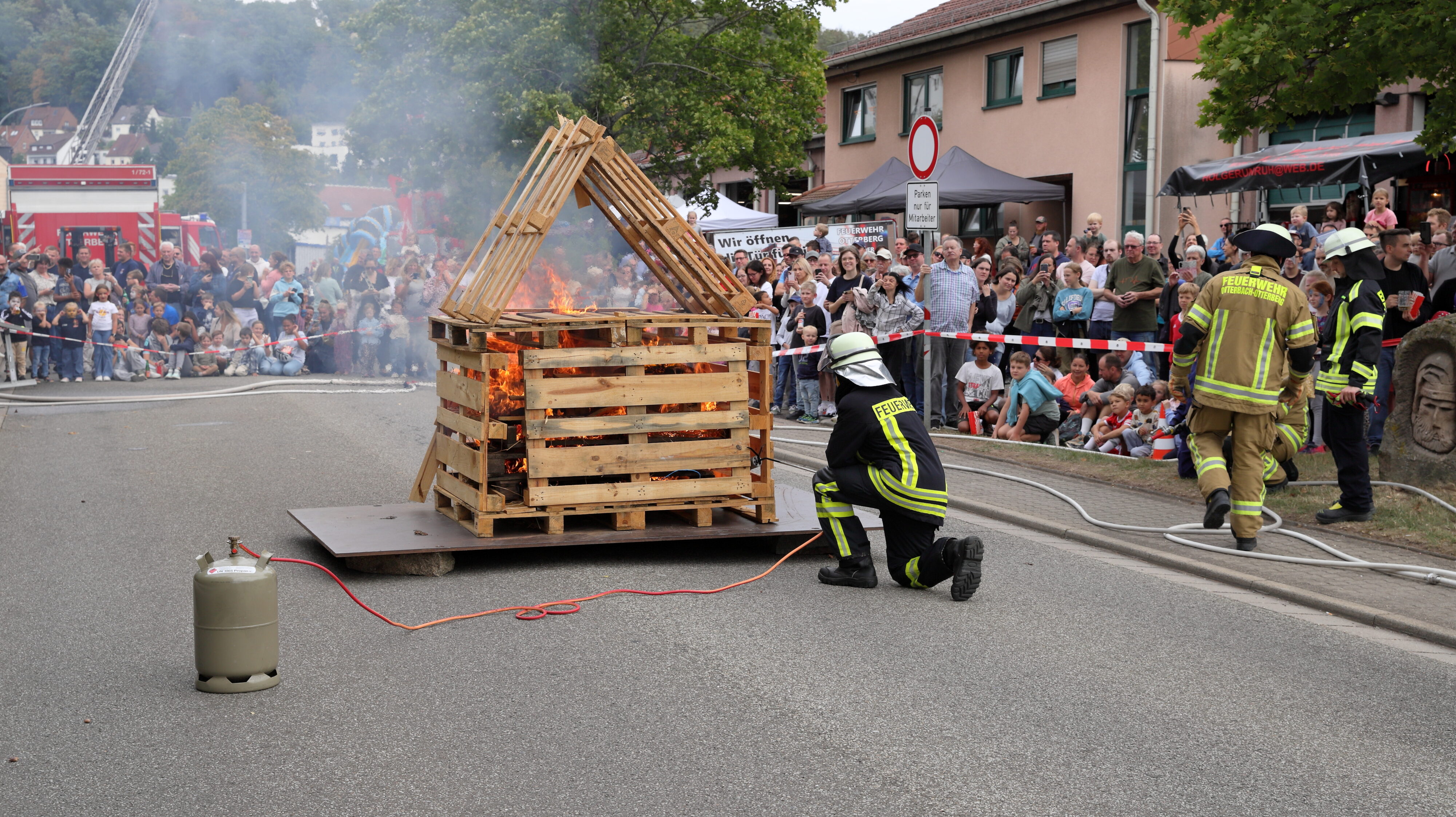 Jugendfeuerwehr Otterberg, Vorführung Löschangriff, Bild: Harald Laier / Feuerwehr
